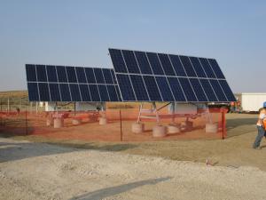 A SunWize Power Station powers safety valves for a CO2 pipeline in Wyoming. (Photos courtesy of SunWize)